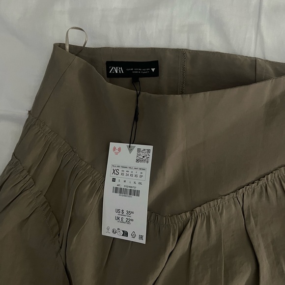 Zara Fluid Skirt - Picture 5 of 5